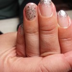 ラメ＆箔のグラデーション＆雪の結晶っぽいアートネイル